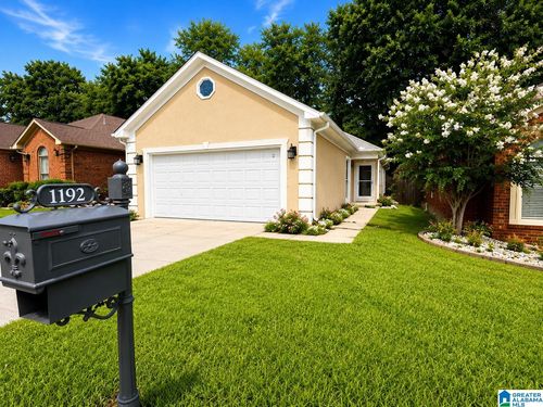 1192 Berwick Rd, HOOVER, AL, 35242-7120 | Card Image