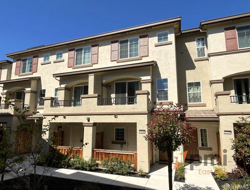 221 Laurel Knoll Dr, Martinez, CA, 94553-3949 | Card Image