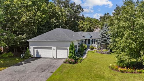 2888 Forest Rdg, Chaska, MN, 55318-1112 | Card Image