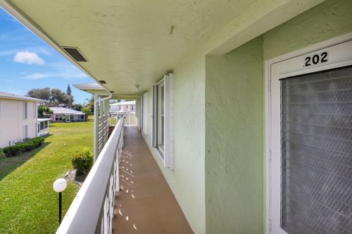 apt-202-1670 Nw 18th Ave, Delray Beach, FL, 33445-7469 | Card Image