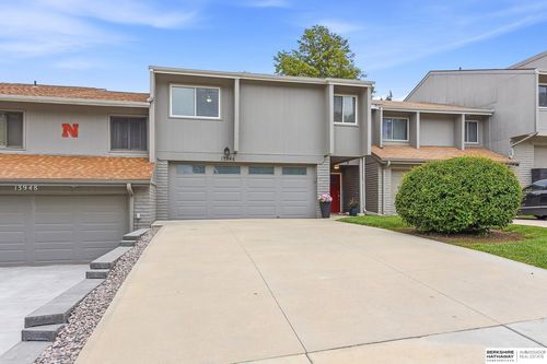 13946 Greenfield Rd, Omaha, NE, 68138-3402 | Card Image