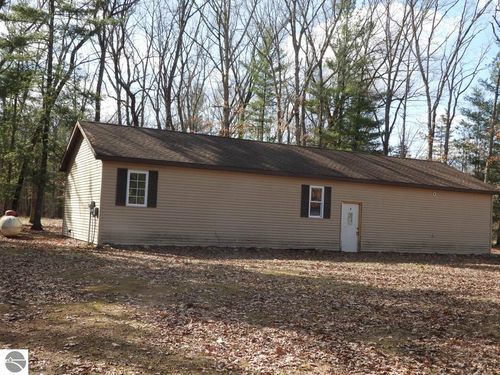7861 N Bass Lake Rd, Irons, MI, 49644-9006 | Card Image