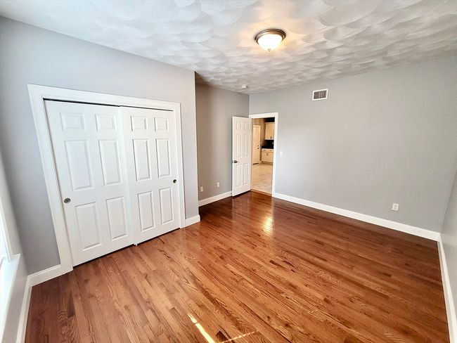 APT-1 - 64 Sutton St, Condo with 3 bedrooms, 1 bathrooms and 1 parking in Providence RI | Image 4