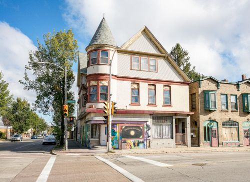 2674 N Holton St, Milwaukee, WI, 53212-2929 | Card Image