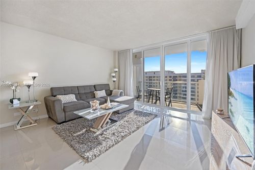 1618-5601 Collins Ave, Miami Beach, FL, 33140-2451 | Card Image