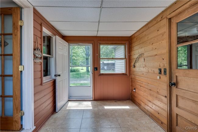 8450 Tuttle Rd, House other with 2 bedrooms, 2 bathrooms and null parking in Bridgeport NY | Image 17