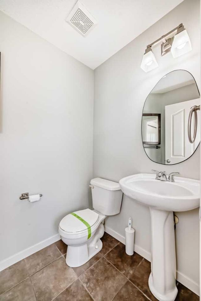 212 Autumn Green Se, House other with 3 bedrooms, 3 bathrooms and 2 parking in Calgary AB | Image 18