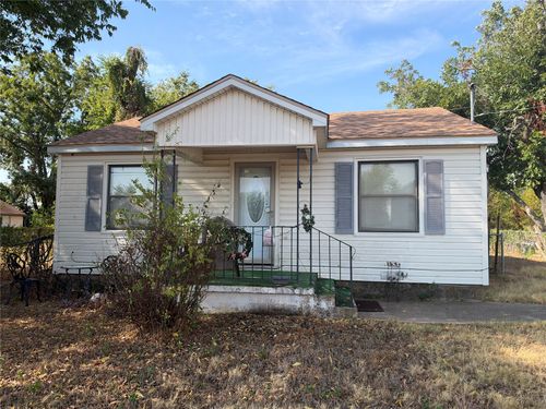 2013 S 22nd St, Waco, TX, 76706-6313 | Card Image