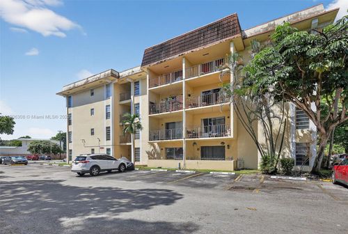 apt-105b-11925 Ne 2nd Ave, Miami, FL, 33161-6160 | Card Image