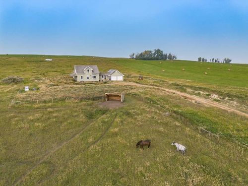 290053 96 Street E, Rural Foothills County, AB, T1S3Y9 | Card Image