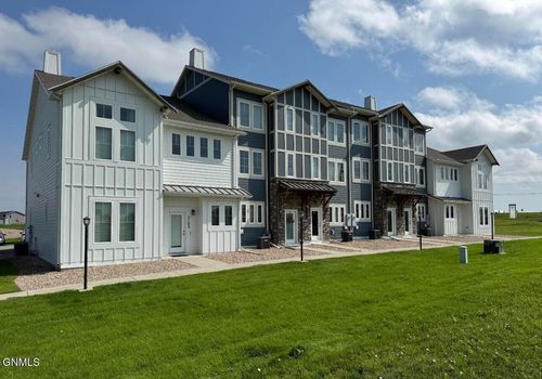 3161 Sullivan Loop, Lincoln, ND, 58504-9393 | Card Image