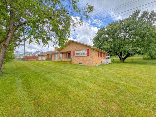 134 Needmore Street, Wytheville, VA, 24382 | Card Image