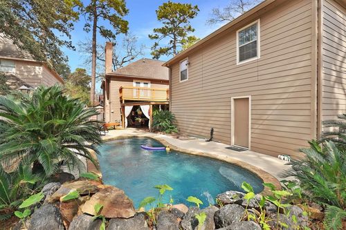 5503 Pebble Springs Dr, Houston, TX, 77066-2425 | Card Image