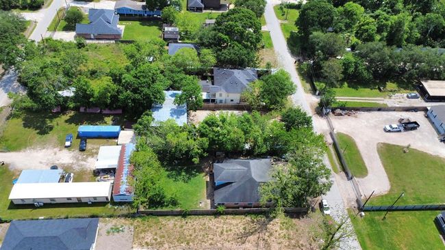 706 Cleo St, Home with 0 bedrooms, 0 bathrooms and null parking in Fresno TX | Image 11