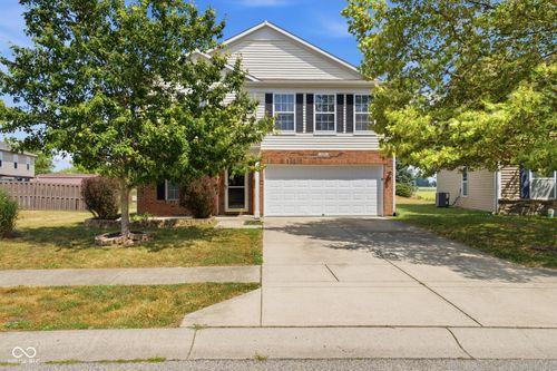 1655 Carriage Cir, Shelbyville, IN, 46176-2494 | Card Image