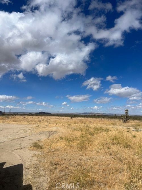 235 235th St E, Palmdale, CA, 93591 | Card Image