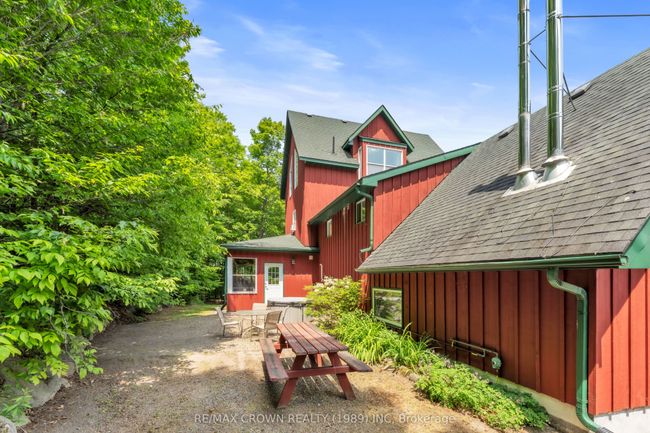389 S River Rd, House other with 5 bedrooms, 3 bathrooms and 20 parking in Nipissing ON | Image 43
