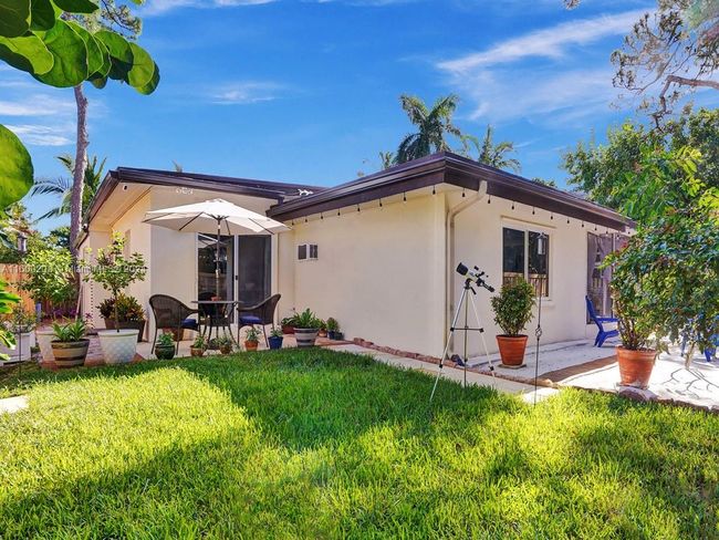 2741 Ne 15th Ter, House other with 3 bedrooms, 2 bathrooms and null parking in Wilton Manors FL | Image 23