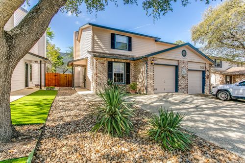8027 Rustic Park, San Antonio, TX, 78240-5236 | Card Image