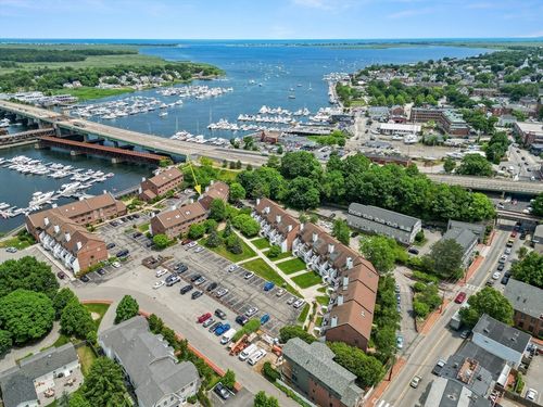 unit-35-126 Merrimac St, Newburyport, MA, 01950-2449 | Card Image