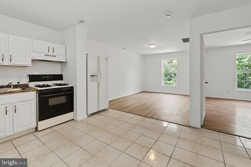 b3-1447 Good Intent Rd, WOODBURY, NJ, 08096-6132 | Card Image