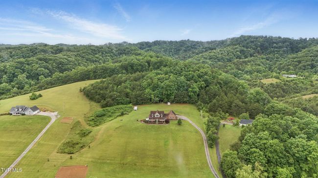 1124 Elizabethton Hwy, House other with 3 bedrooms, 3 bathrooms and null parking in Bluff City TN | Image 49