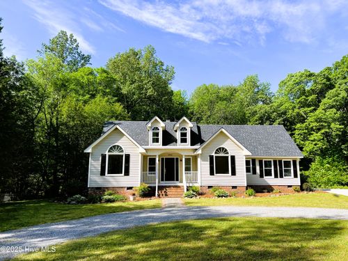 1846 Forest Wood Rd, Rocky Mount, NC, 27804-8082 | Card Image