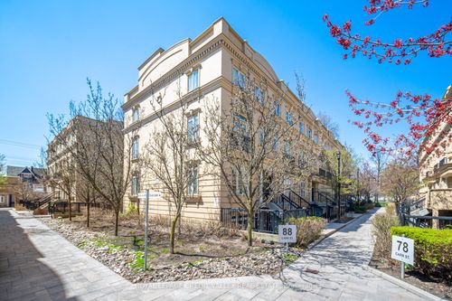th21-88 Carr Street, Toronto, ON, M5T1B7 | Card Image