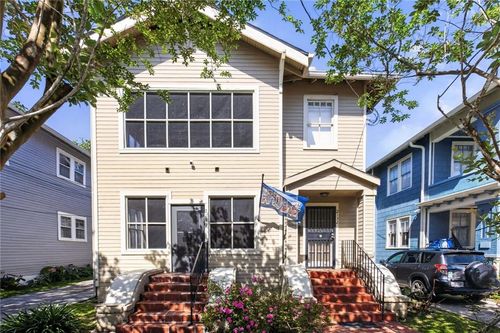 2130 Robert St, New Orleans, LA, 70115-5636 | Card Image