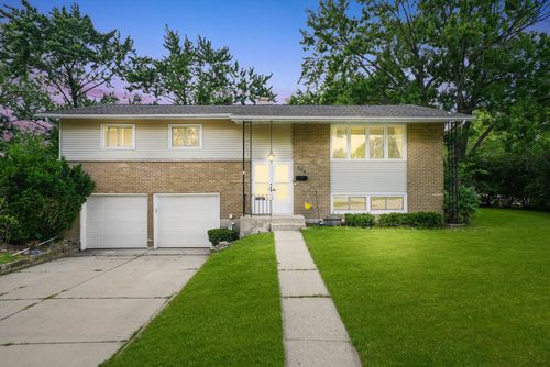 306 N Bissell Dr, Palatine, IL, 60074-5563 | Card Image