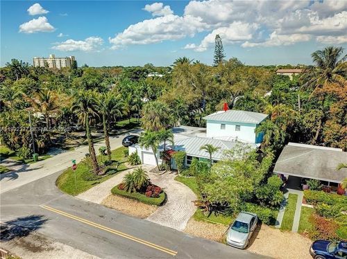 801 17th St, Fort Lauderdale, FL, 33305-3046 | Card Image