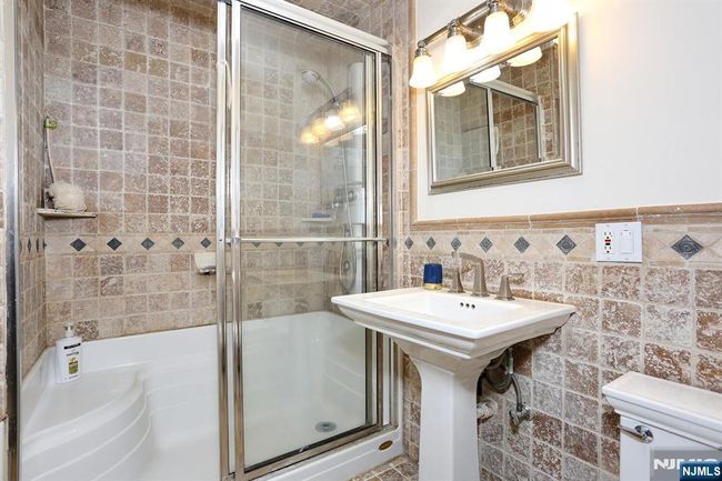37 Osborne Ct, House other with 4 bedrooms, 3 bathrooms and null parking in Mahwah NJ | Image 25