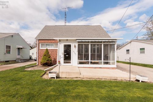 2121 Putnam Street, Sandusky, OH, 44870 | Card Image