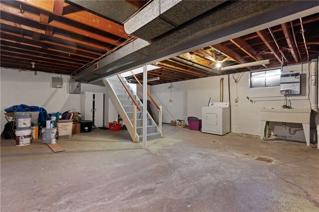 212 Parklane Dr, House other with 3 bedrooms, 1 bathrooms and 1 parking in Braddock PA | Image 27