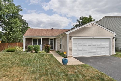 5049 Lichfield Dr, Hoffman Estates, IL, 60010-5617 | Card Image