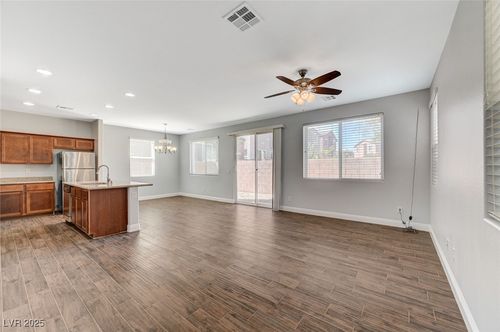 5377 Panaca Spring St, Las Vegas, NV, 89122-7679 | Card Image