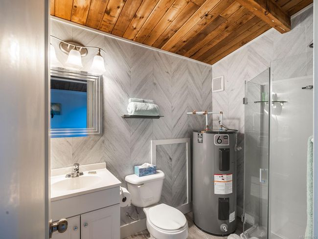 1380 Reef Rd, House other with 2 bedrooms, 4 bathrooms and 6 parking in Nanoose Bay BC | Image 40