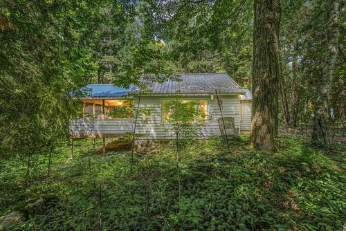 7376 Elms Road, NASEWAUPEE, WI, 54235 | Card Image