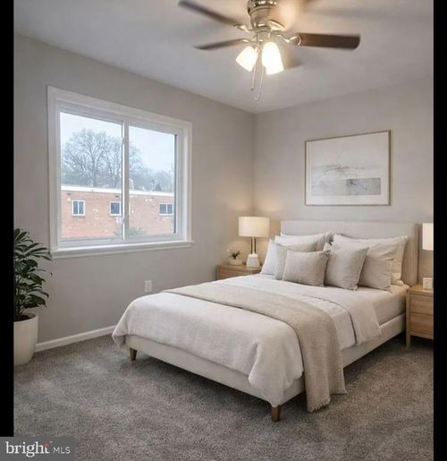 49 W Diamond Ave, GAITHERSBURG, MD, 20877-2137 | Card Image