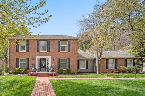 127 Wildwood Dr, Granville, OH, 43023-1072 | Card Image