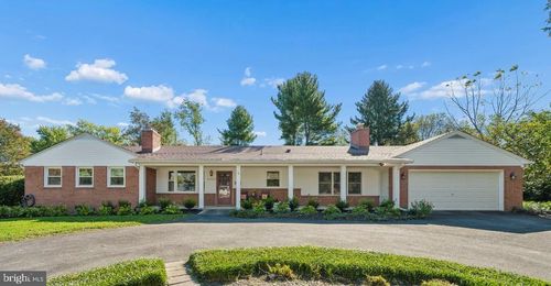 26809 Grace Ct, DAMASCUS, MD, 20872-1905 | Card Image