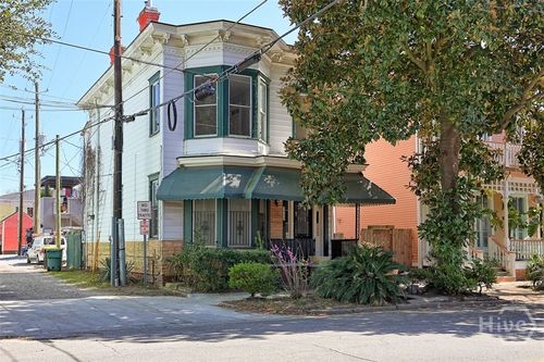 a-or-b-1112 Barnard St, Savannah, GA, 31401-6404 | Card Image