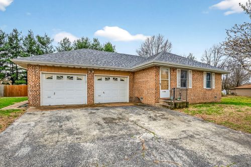 1006 Baretta Ct, Aurora, MO, 65605-1906 | Card Image