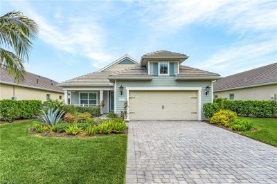 19866 Coconut Harbor Cir, House other with 3 bedrooms, 2 bathrooms and null parking in Fort Myers FL | Image 2