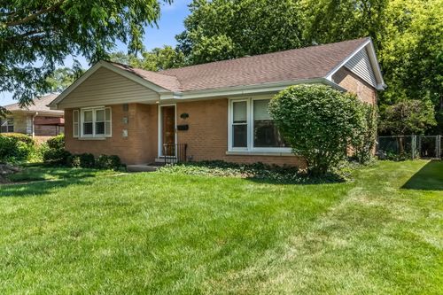 232 Thelin Ct, Wilmette, IL, 60091-3043 | Card Image