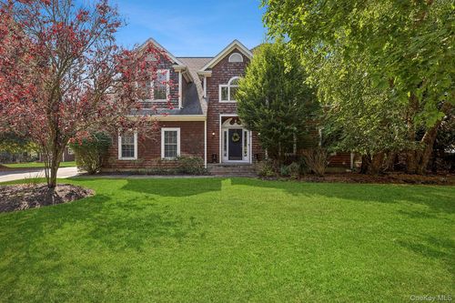 80 Moriches Ave, East Moriches, NY, 11940-1202 | Card Image