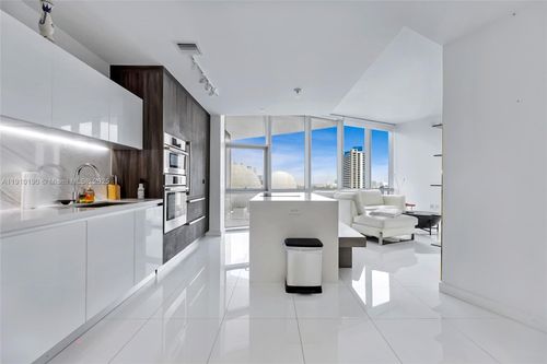 1202-851 Ne 1st Ave, Miami, FL, 33132-1838 | Card Image