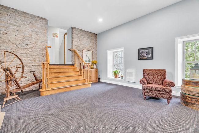 202 - 470 St Andrew St E, Condo with 2 bedrooms, 2 bathrooms and 1 parking in Fergus ON | Image 6