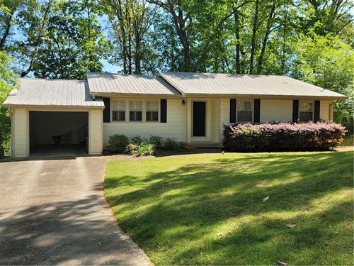 2212 Colonial Cir, Gainesville, GA, 30501-1364 | Card Image