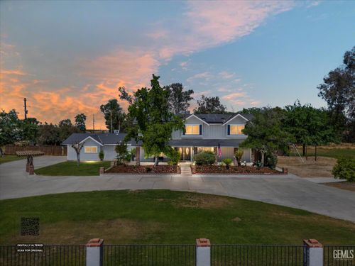 16550 Stephenie St, Bakersfield, CA, 93314-8929 | Card Image